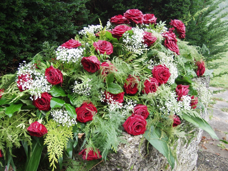 funeraire-ST PAUL EN FORET-min_roses-61203